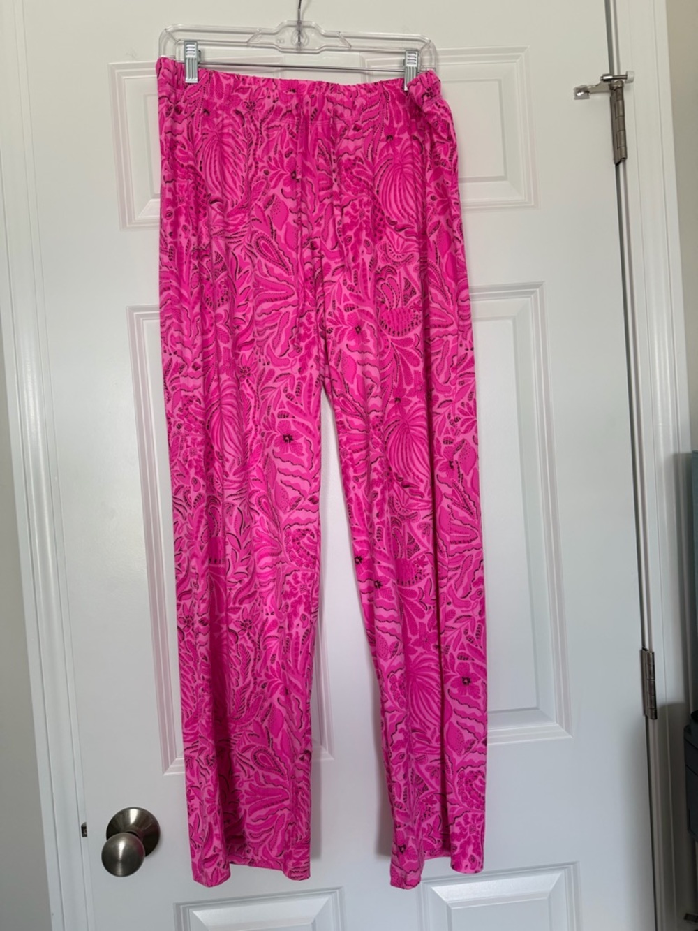 Lilly Pulitzer soft pajama pants size L bright pink